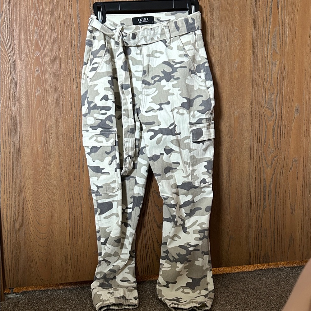 Akira women’s camo cargo joggers